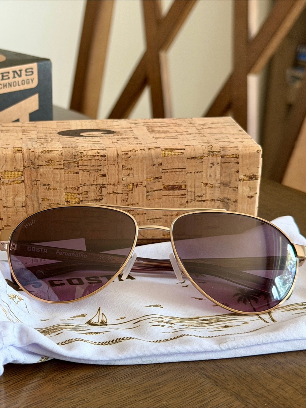 NEW Costa Del Mar Fernandina Sunglasses Rose Gold Frame/Rose Gradient Lenses